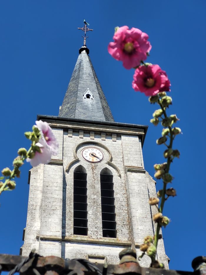 A LA DÉCOUVERTE DU VILLAGE DE NEUVILLE, église saint Vaast, Neuville-sous-Montreuil