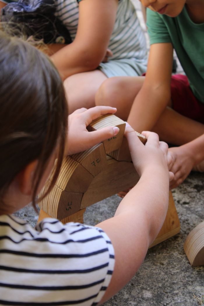 Atelier : les modes de constructions antiques, Arènes gallo-romaines, Saintes
