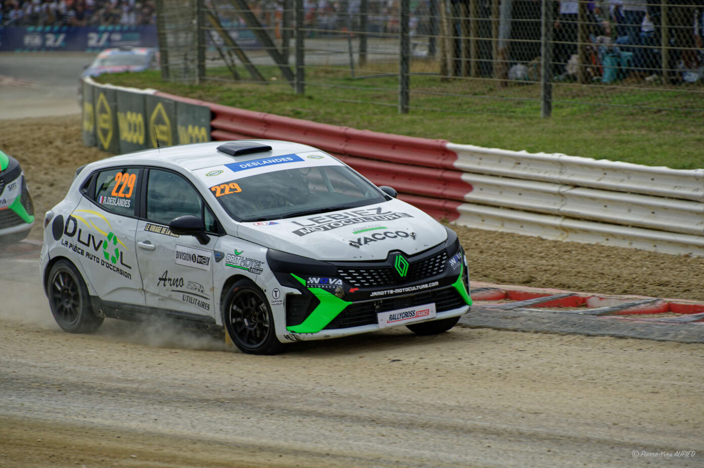 Ronan DESLANDES sur la RENAULT Clio V RX n° 229