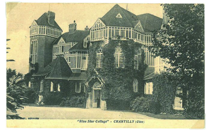 Balade urbaine &lsquo;Chantilly d&rsquo;hier à aujourd&rsquo;hui, voyage en cartes postales&rsquo;, Eglise Saint Louis Sainte Thérèse, 28 avenue Marie-Amélie Chantilly, Chantilly