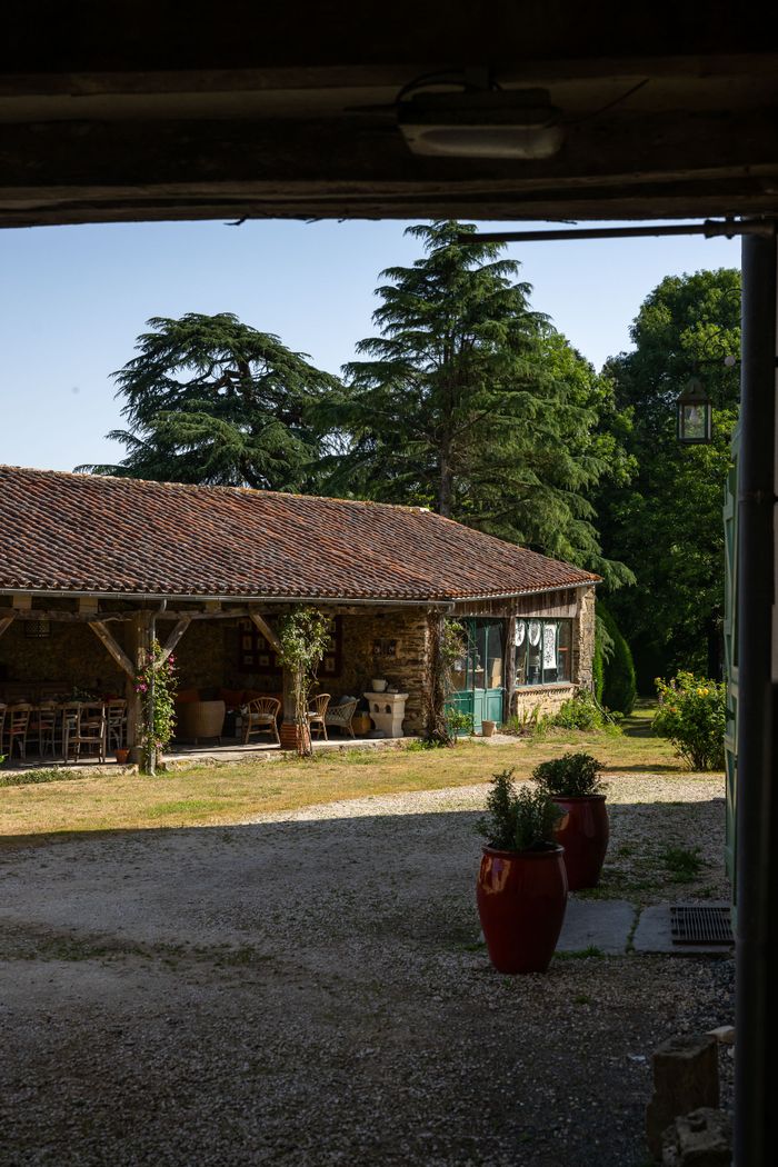 Brocante / Vide maison éphémère au Prieuré Saint Pierre, 2, rue du Prieuré 85700 Réaumur, Réaumur