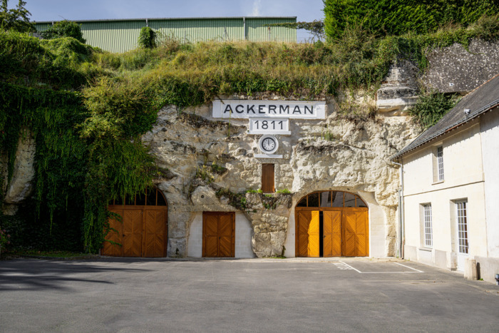 Caves Ackerman, Caves Ackerman, Saumur