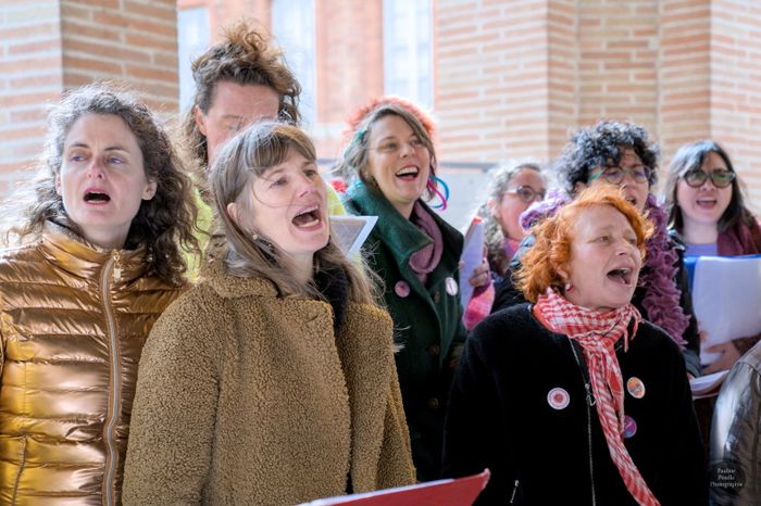 Chorale Féministe « Las Bombas », La commanderie, Poucharramet
