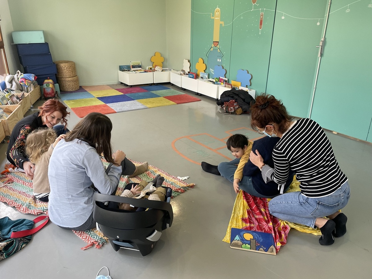 Comptines et galipettes Médiathèque Andrée Chedid Andernos-les-Bains
