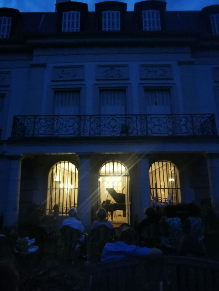 Concert argentin au salon de musique guitare flûte, Pavillon d’Artois, Vaux-sur-Seine