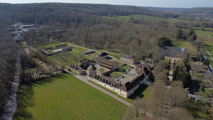 Conférence autour de la Fondation de Coubertin, Fondation de Coubertin, Saint-Rémy-lès-Chevreuse