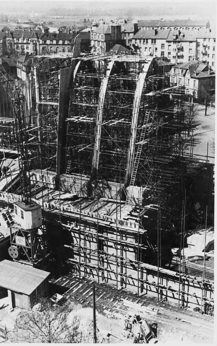 Conférence Eglise Sainte-Thérèse à Metz : Un édifice majeur entre tradition et modernité, Archives départementales de la Moselle, Saint-Julien-lès-Metz