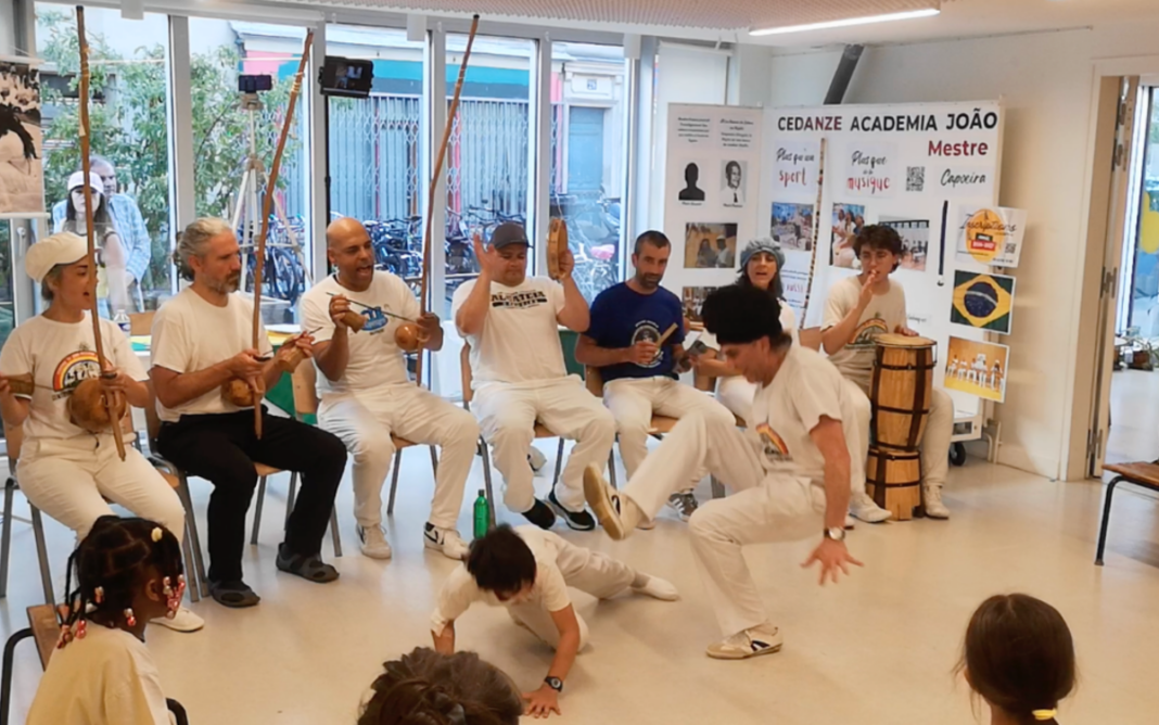 Cours de Capoeira Angola traditionnelle avec Mestre Faísca Gymnase Julie Vlasto ex Delessert Paris