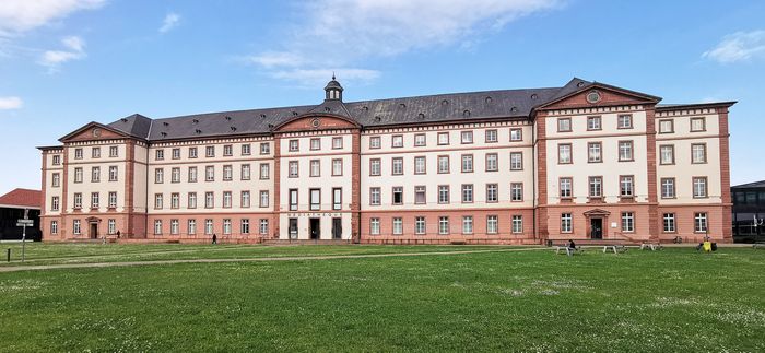 Créez votre « Pour les Nuls » médiéval!, Médiathèque de la Vieille-Île, Haguenau