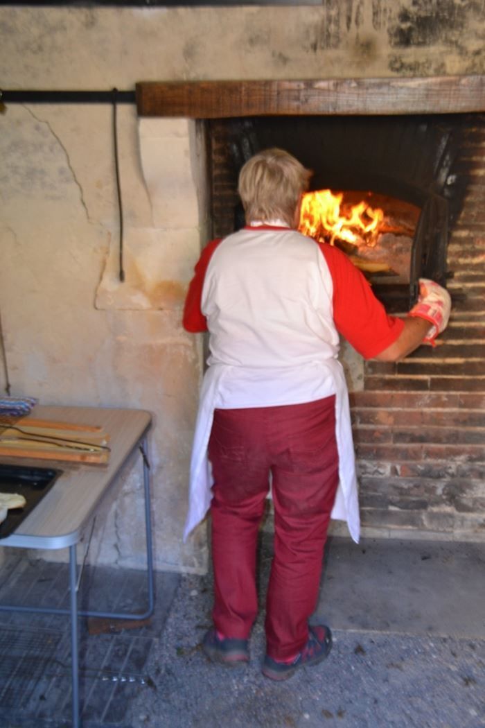 Cuisson au four à pain, pain beurré, Four à pain de Thury, Thury