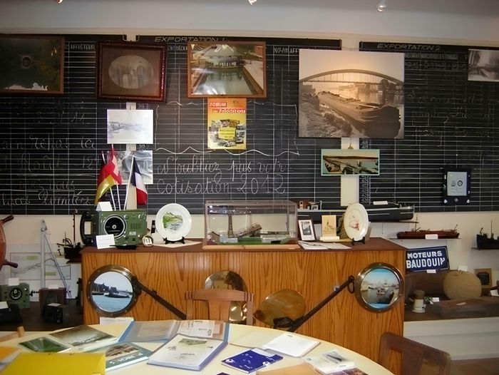 Découverte commentée des souvenirs des bateliers, Musée de la Batellerie, Vitry-le-François