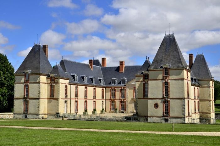 Découverte du Château de Réveillon, Château de Réveillon, Réveillon