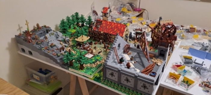 Découvrez le chantier médiéval… en LEGO® ! à la maison du projet de la basilique Saint-Maurice, Centre Culturel, Épinal