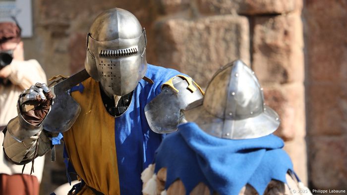 Démonstrations de combats médiévaux, Château de Bourbon, Bourbon-l’Archambault