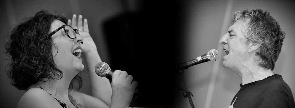 Duo sur canap Tapas&rsquo;oif Viols-le-Fort