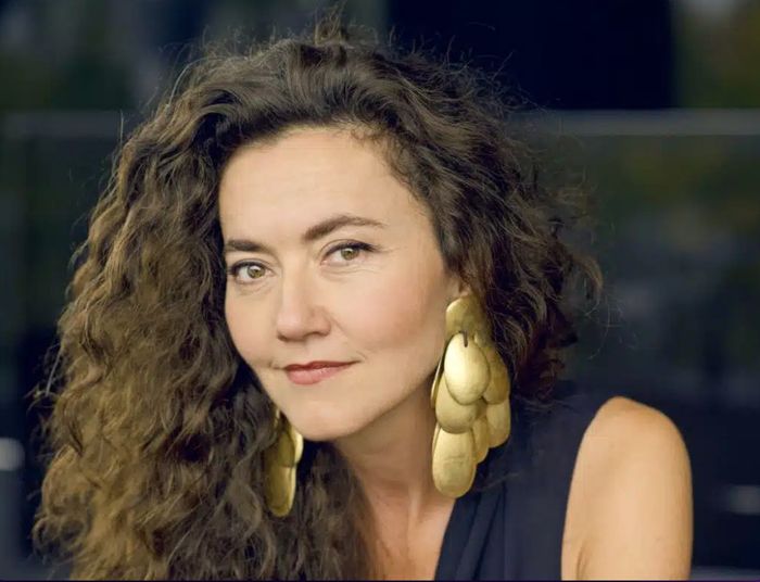 Éclat de folie, Prieuré de Vivoin, Vivoin