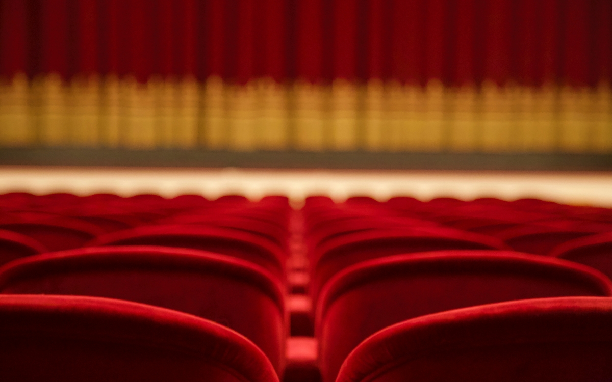 Epsiloon fête ses 5 ans au théâtre ! Théâtre de la Madeleine Paris