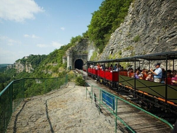 Explorez l’histoire du chemin de fer et embarquez pour une balade nostalgique en train, Chemin de fer touristique du Haut Quercy, Martel