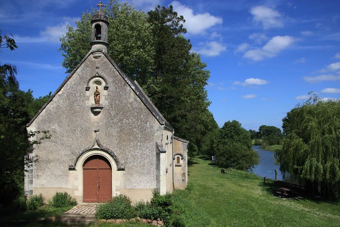 Exposition à la chapelle Notre Dame des Eaux, Chapelle notre Dame des Eaux, Cheffes