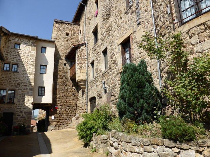 Exposition de photos, Dans une salle du Château, Saint-Pal-de-Chalencon