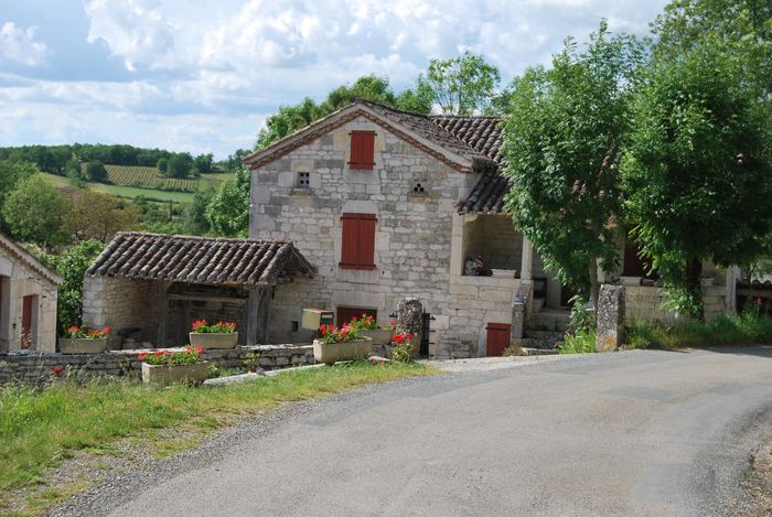 Exposition en plein air consacrée à l’architecture rurale du site au XIXe siècle, Place des Templiers – Trébaïx, Villesèque