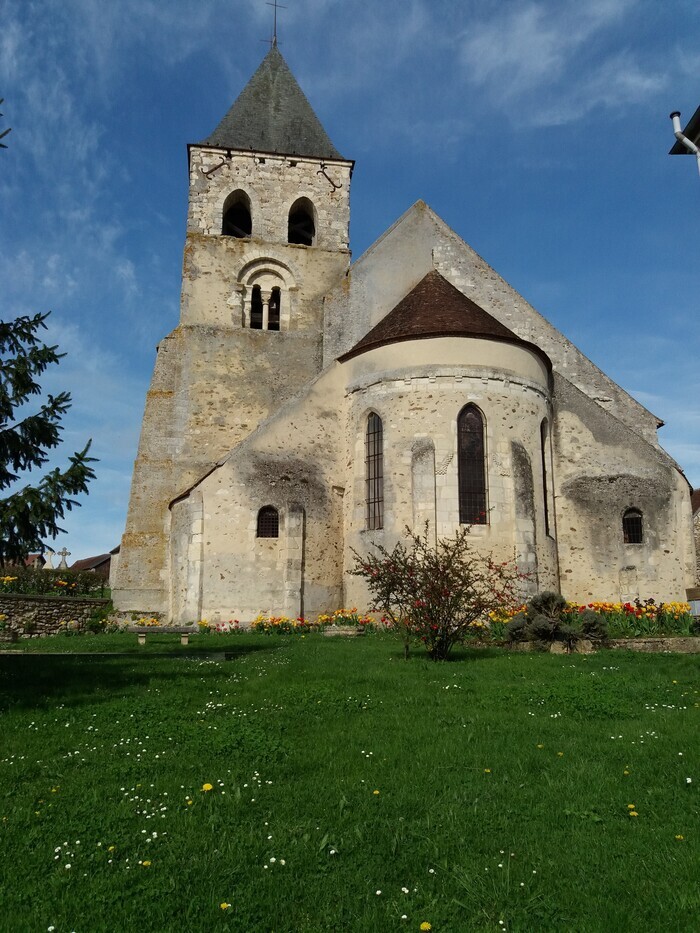 Exposition et Visite de l&rsquo;église Saint-Martin de Montlevon, Église Saint-Martin, Montlevon