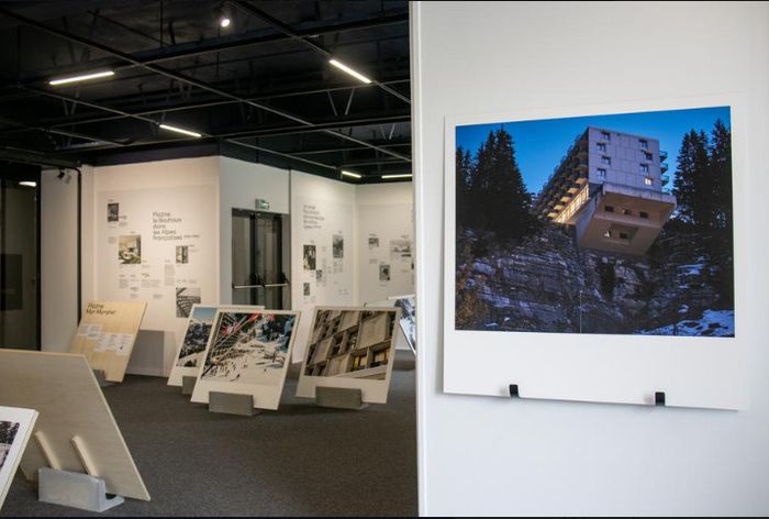 Exposition « Flaine, photographies de Myr Muratet », Centre d&rsquo;Art de Flaine (Flaine Forum, Galerie marchande, Niveau 1), Flaine