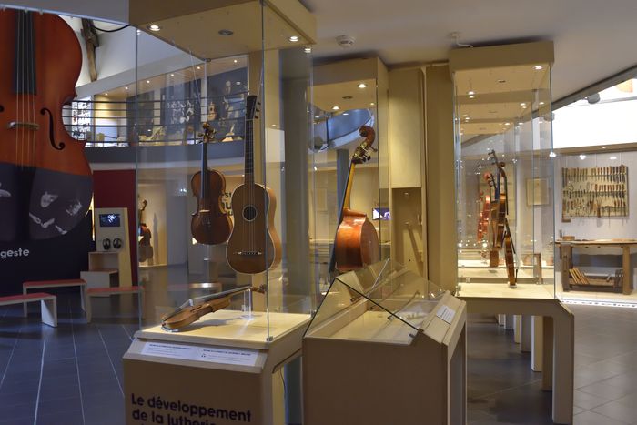 Exposition « La Fabrication de la musique. Départ Mirecourt », Musée de la lutherie et de l&rsquo;archèterie françaises, Mirecourt