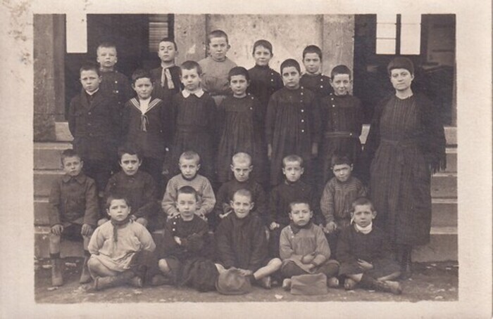 Exposition : Les écoles de Saint-Jean-de-Fos autrefois, Salle de la Bugade, Saint-Jean-de-Fos