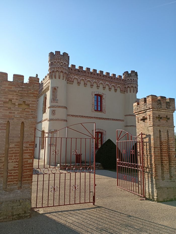 Exposition « Les instruments de musique », Château Gaillard, Le Girouard