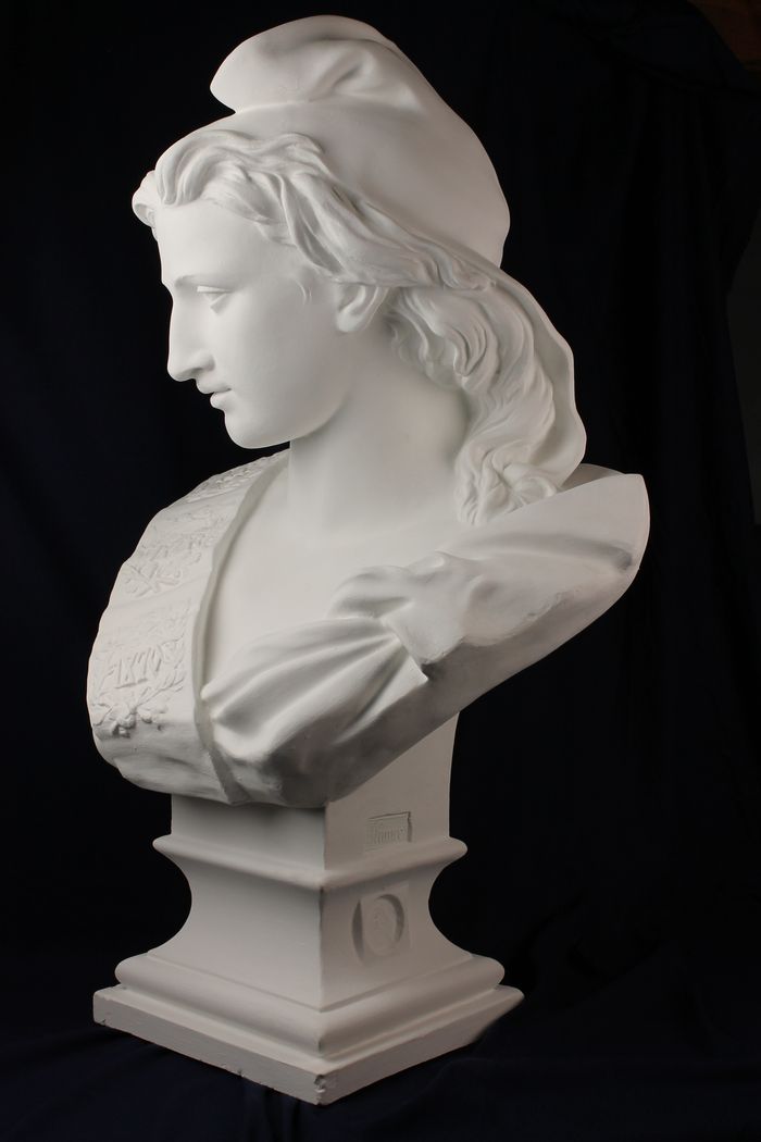Exposition : Marianne, icône de la République, Cave de l&rsquo;hôtel Mallet, Bagnols-sur-Cèze