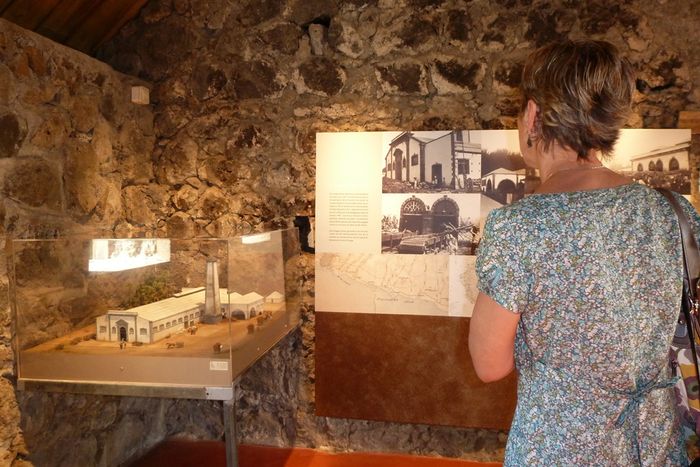 Exposition « Mémoires de Grands-Bois, Les Calbanons de La Cafrine », Calbanons de La Cafrine, Saint-Pierre