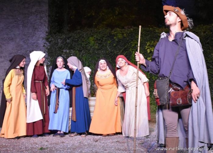 Exposition « Patrimoine de la photographie : les costumes à travers les époques », Cathédrale Saint-Lizier, Saint-Lizier