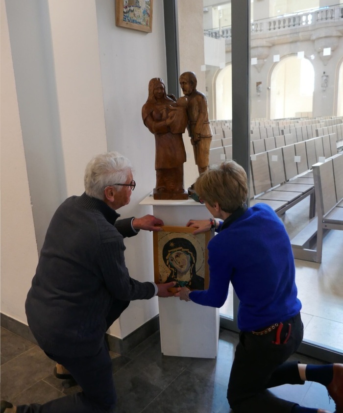 Exposition « Si quelqu’un a soif, qu’il vienne à moi et qu’il boive. », Basilique du Sacré-Cœur de Grenoble, Grenoble