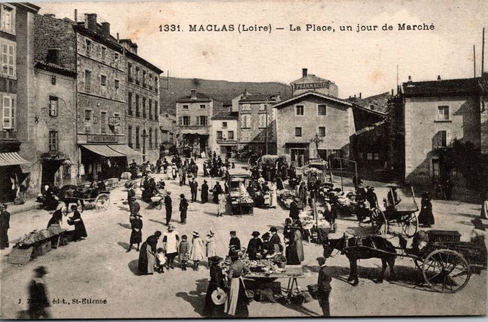 Exposition sur les commerces de Maclas de 1850 à nos jours, Médiathèque, Maclas
