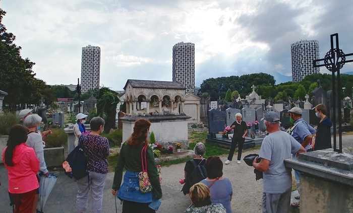 Grenoble, dans le tourbillon de l’ère napoléonienne, visite guidée au cimetière Saint-Roch par Mao Tourmen, Cimetière Saint-Roch de Grenoble, Grenoble
