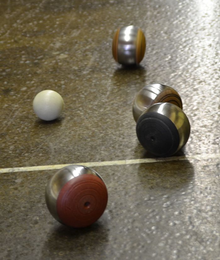 Jouez à la boule de fort !, Société de jeu de boule de fort Les Paletots Râpés, Luynes