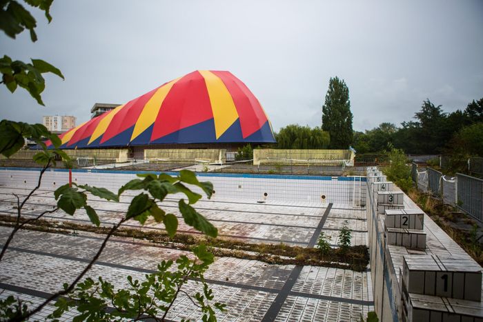 La Cité du cirque : de la piscine au Chapiteau, Le Plongeoir, Le Mans