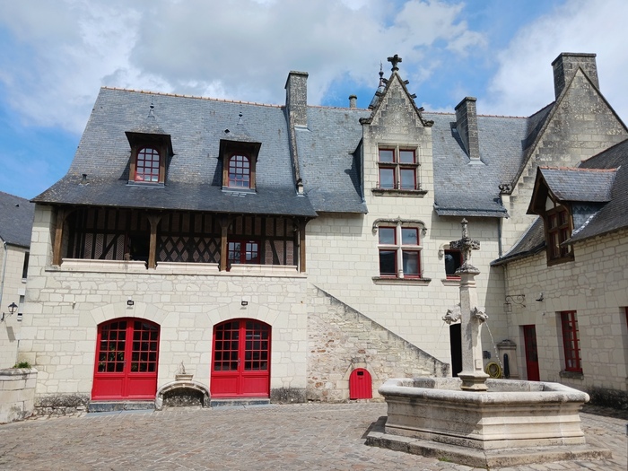 La Maison des Compagnons du Devoir, Maison des Compagnons du Devoir, Saumur