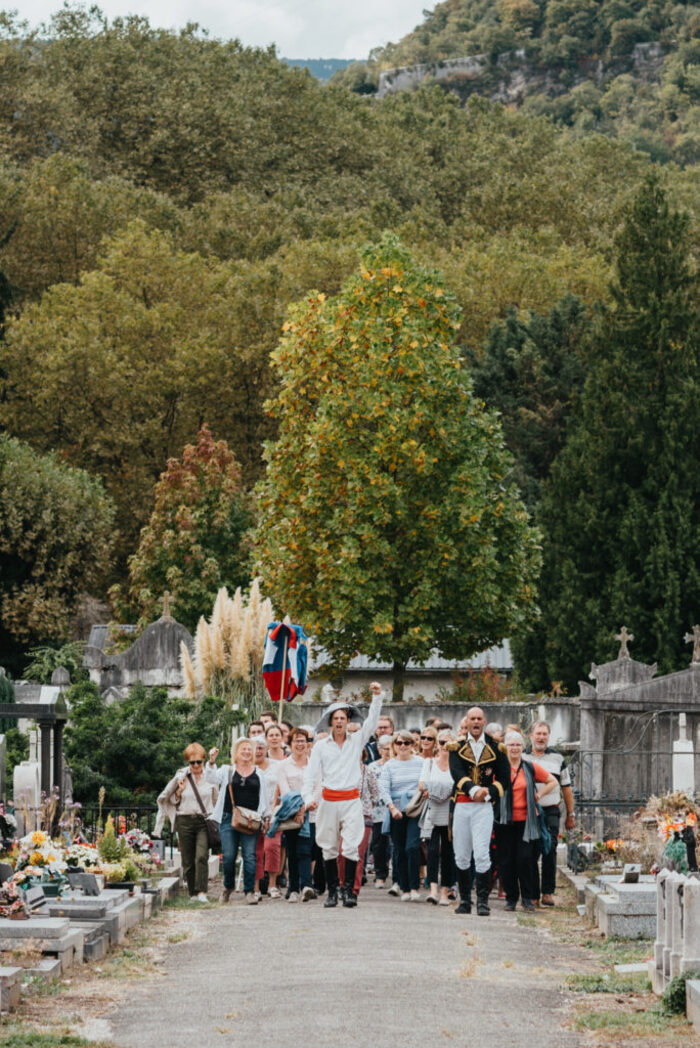 La marche de l’Empereur, visite théâtrale au cimetière Saint-Roch par la Cie de l’Elan Theâtre, Cimetière Saint-Roch de Grenoble, Grenoble