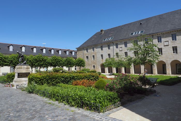 La médiathèque Alain-Gérard – Visite guidée, Médiathèque Alain Gérard, Quimper