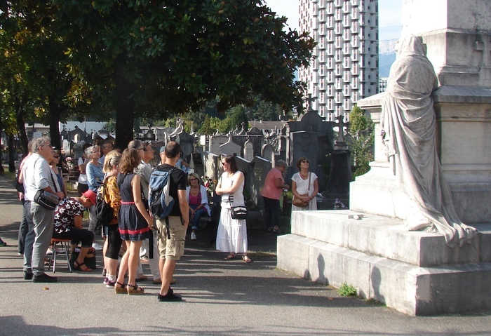 L’au-delà du féminisme, visite guidée au cimetière Saint-Roch par Anaïs Gui-Diby, Cimetière Saint-Roch de Grenoble, Grenoble