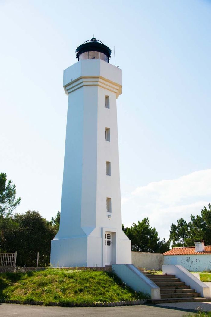 Le Phare du Grouin du Cou, Phare du Grouin du Cou, La Tranche-sur-Mer