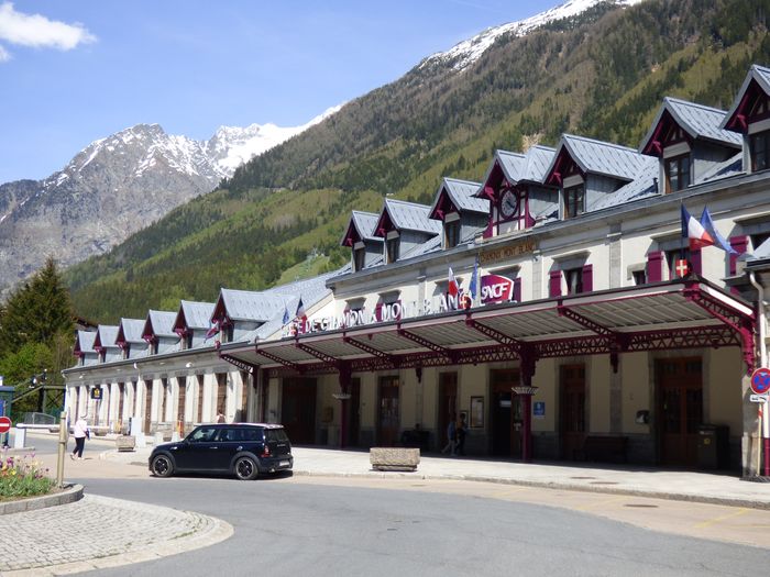 Le temps passe… à Chamonix comme ailleurs, Place des Alpes, Chamonix-Mont-Blanc