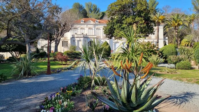 Les villas Belle Epoque à Fréjus : la Villa Marie, Médiathèque Villa-Marie, Fréjus