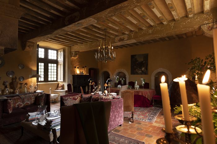 L&rsquo;esprit des lieux d&rsquo;hier et d&rsquo;aujourd&rsquo;hui. Fleuron du patrimoine vivant, le trésor caché d&rsquo;une seigneurie., Manoir et jardin de Favry, Préaux