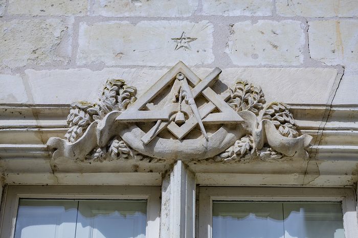LOGE MAÇONNIQUE, Loge maçonnique, Chinon