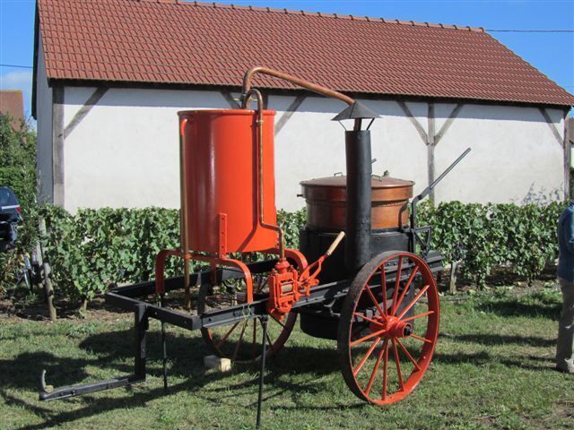 Maison de la distillation, Maison de la Distillation, Bou