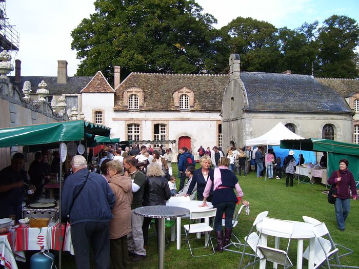 Marché gourmand et artisanat d’art au Château du Mesnil Voysin à Bouray sur Juine, Château du Mesnil Voysin, Bouray-sur-Juine