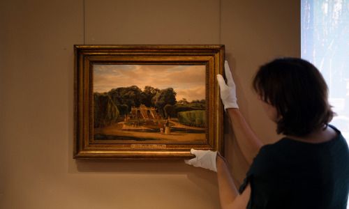 Montage d’exposition sous vos yeux, Musée des Avelines, Saint-Cloud